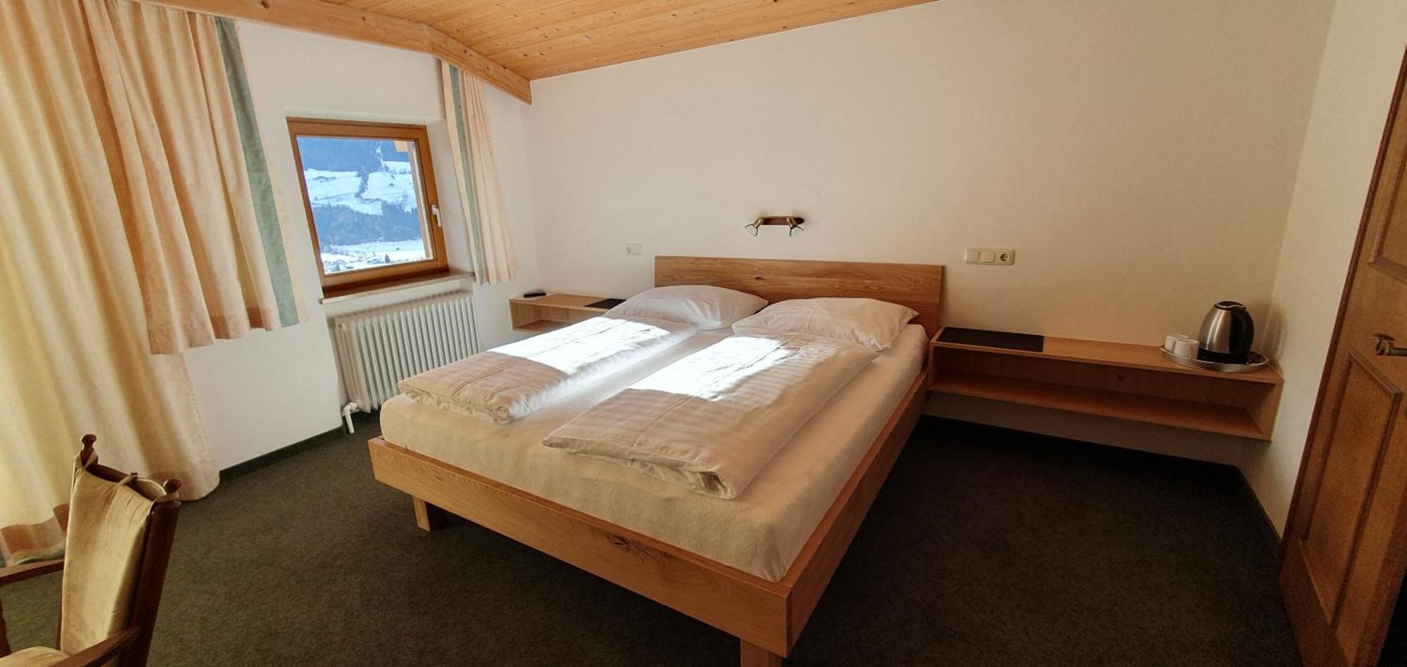 Pension Schlossberg ミッタージル エクステリア 写真