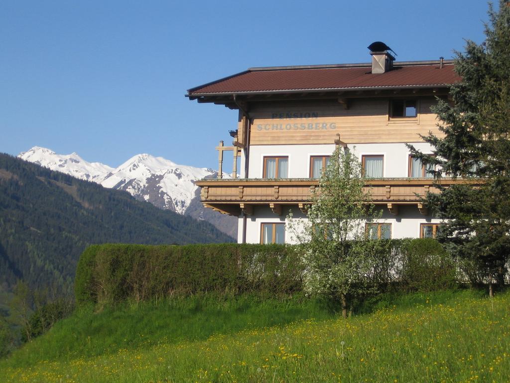 Pension Schlossberg ミッタージル エクステリア 写真